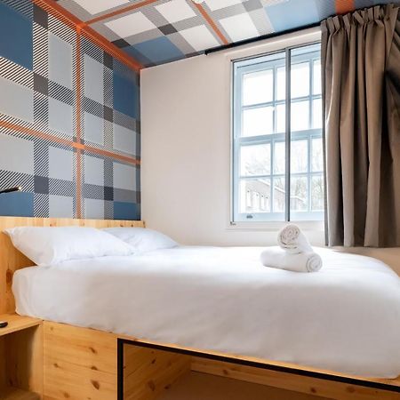 Easyhotel Paddington London Exterior photo
